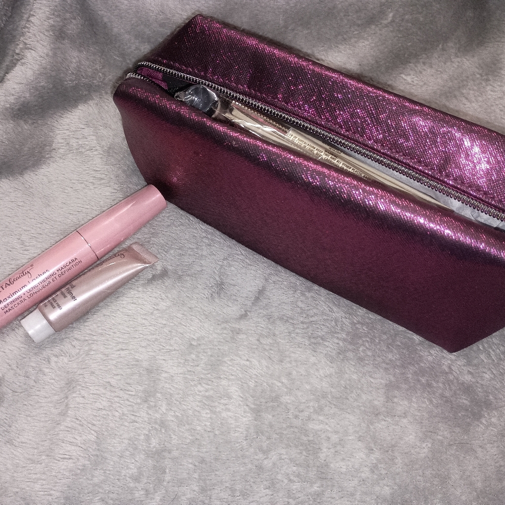 Ulta Beauty 8 Piece Magenta Makeup with Cosmetic Bag Gift Set